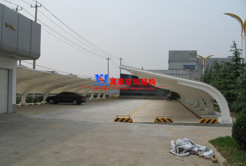 膜結(jié)構車棚
