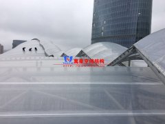 膜結(jié)構(gòu)膜材中ETFE膜與PTFE膜哪個(gè)好？分別有什么特點(diǎn)？